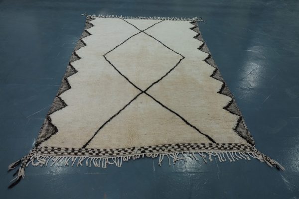 Buy Authentic Beni ourain rug 7.93 ft x 4.92 ft