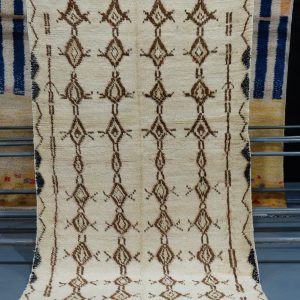 Buy Moroccan berber carpet 7.54 ft x 4.52 ft