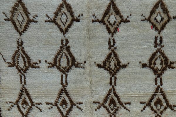 Buy Moroccan berber carpet 7.54 ft x 4.52 ft