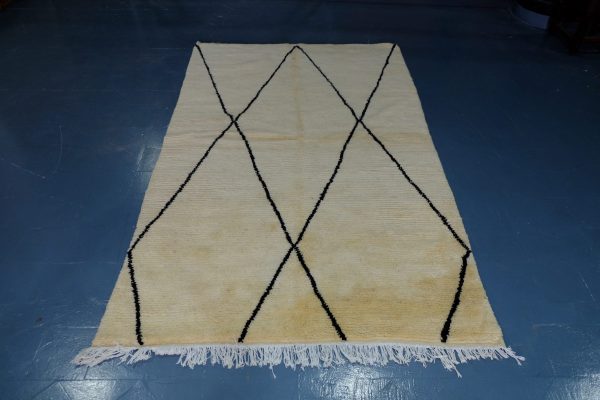 Handmade Beni Ourain Moroccan rug 7.97 ft x 4.92 ft
