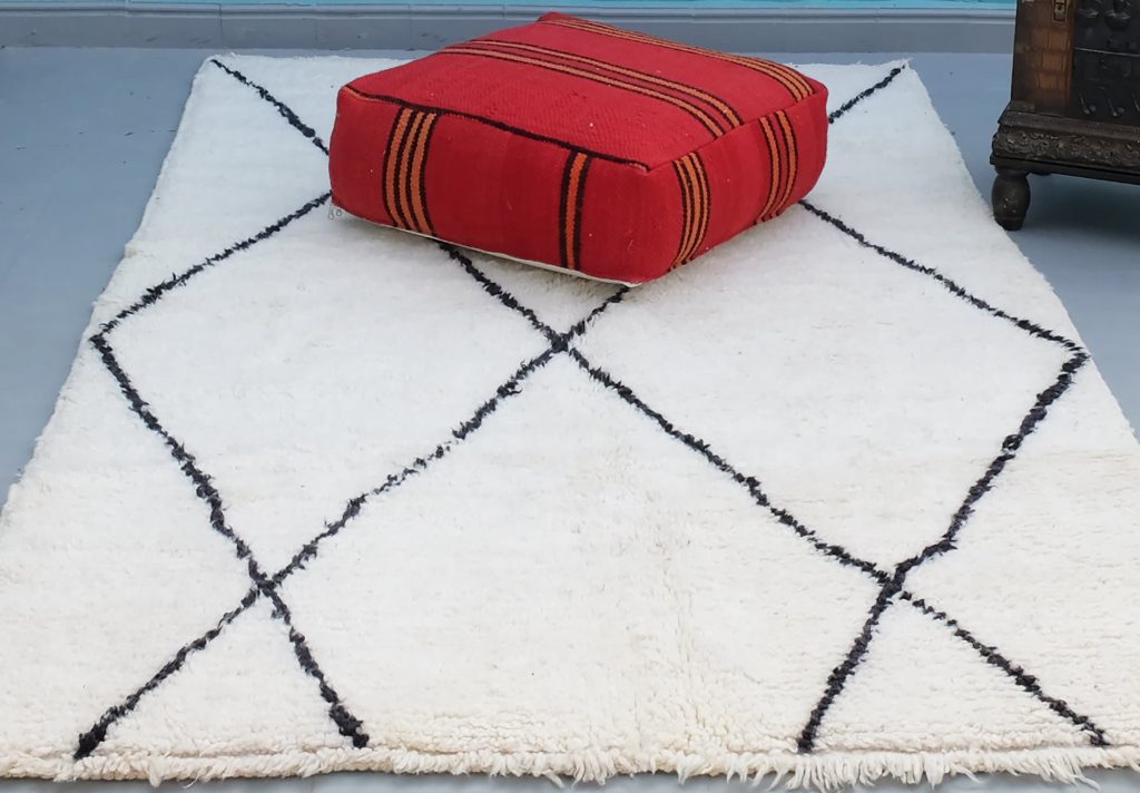 Beni ourain rug 8.33 ft x 4.92 ft , Beniourain moroccan Rug, Moroccan rug, Handmade Shag Berber Rug, Moroccan rug 8x5