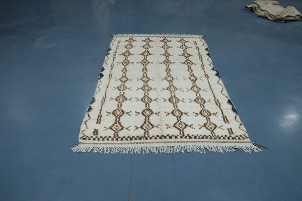 Moroccan Azilal Rugs 7.54 x 4.52 ft