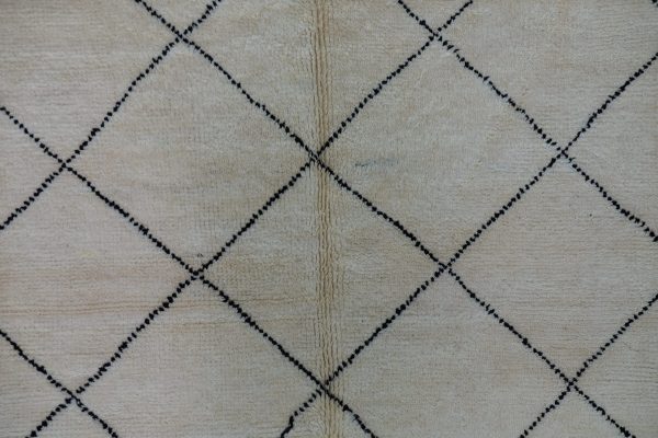 Beniouarain beautiful carpet 9.97 ft x 6.66 ft from morocco, Beni ourain rug, Moroccan handmade ,vintage rugs,Berber Carpet