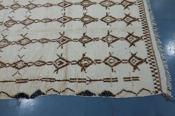 Moroccan Azilal Rugs 7.54 x 4.52 ft