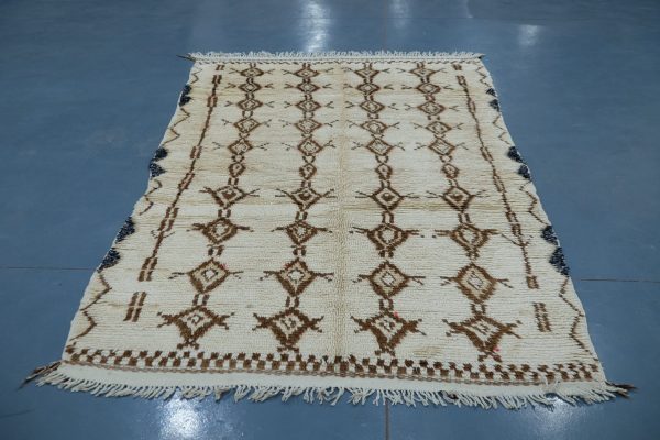 Moroccan Azilal Rugs 7.54 x 4.52 ft