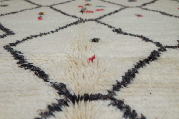 Handmade Azilal rug, 7.61 ft x 4.62 ft