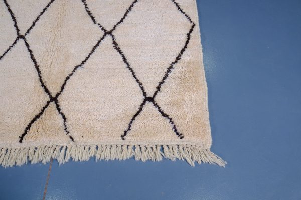 Handmade Azilal rug, 6 ft x 4 ft , Art Deco Rug, Wool Moroccan rug, Handmade Berber Rug, Abstract Berber Rug from Morocco