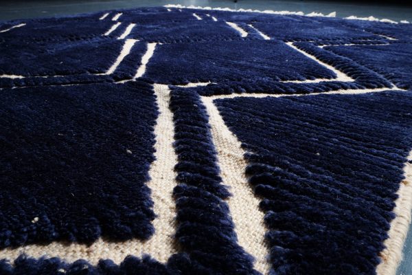 Blue Beni ourain rug 8.39 ft x 5.57 ft , Beniourain moroccan Rug, Wool Moroccan rug, Handmade Berber Rug, Abstract Berber Rug from Morocco