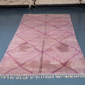 Beni ourain rug 8.36 ft x 4.52 ft  , Beni ourain purple Rug, Wool Moroccan rug, Handmade Berber Rug, Abstract Berber Rug from Morocco