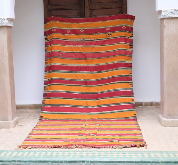 Moroccan Rugs, Vintage Kilim, Multi Color Kilim, Wall Hanging Rug,Area Rug, Decorative Kilim, Hand Woven, Berber accent rug , Kilim 6x9 Ft