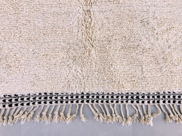 Moroccan rug | Moroccan Area Rug | Handmade Rug  | Wool Rug | Black Lines Rug | Hand Woven Rug | White rug | Black and white rug