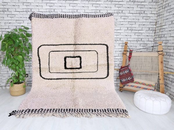 Moroccan rug | Moroccan Area Rug | Handmade Rug  | Wool Rug | Black Lines Rug | Hand Woven Rug | White rug | Black and white rug
