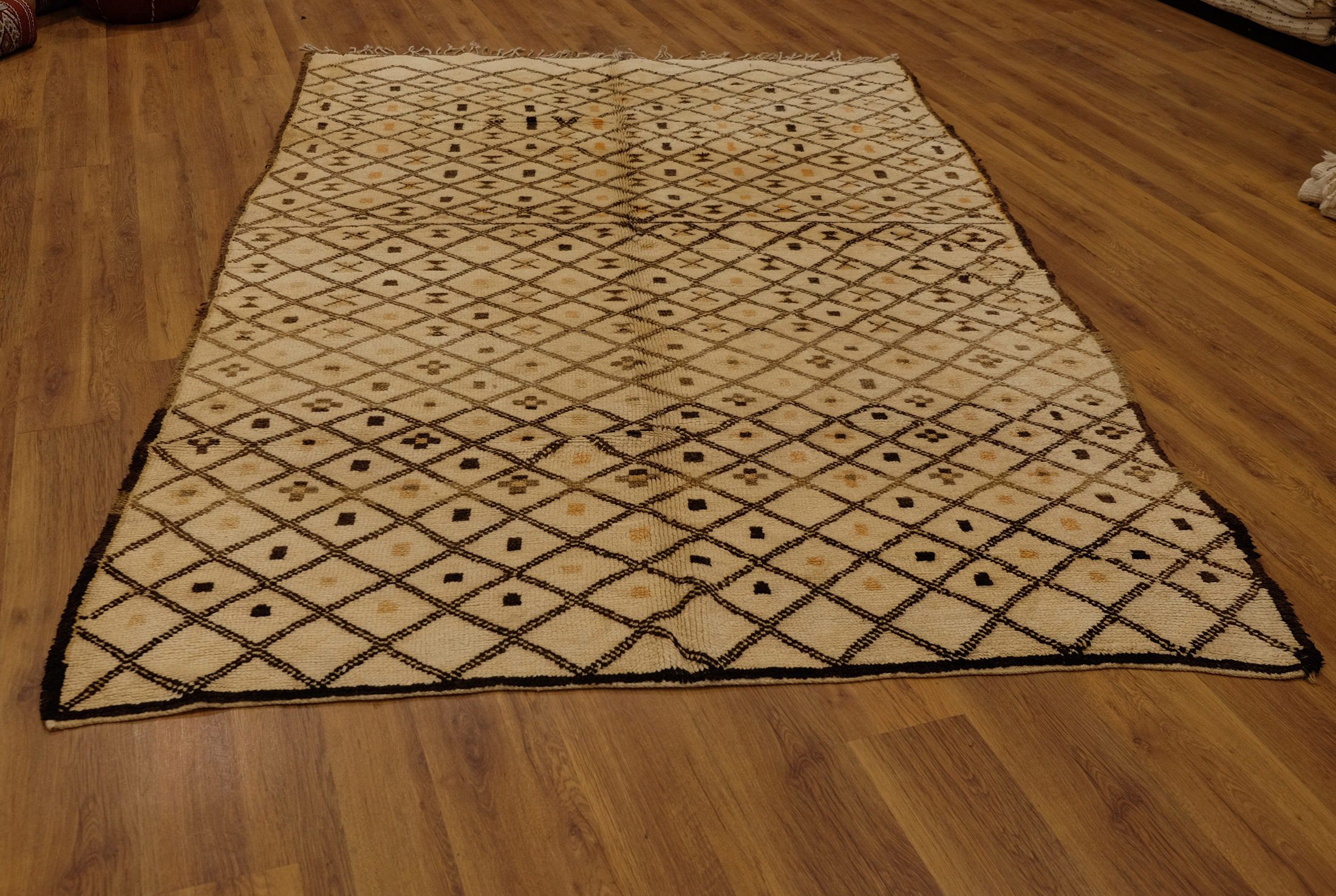 il_fullxfull.2340452849_9es2-1.jpg Authentic Beni ourain rug, 9.9x6.5 ft - Image 1