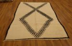 Authentic Beni Ourain rug 9 ft x 5.7 ft - Image 3