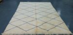 Unique Moroccan beni ouarain rug  10x 6,8 ft - Image 4