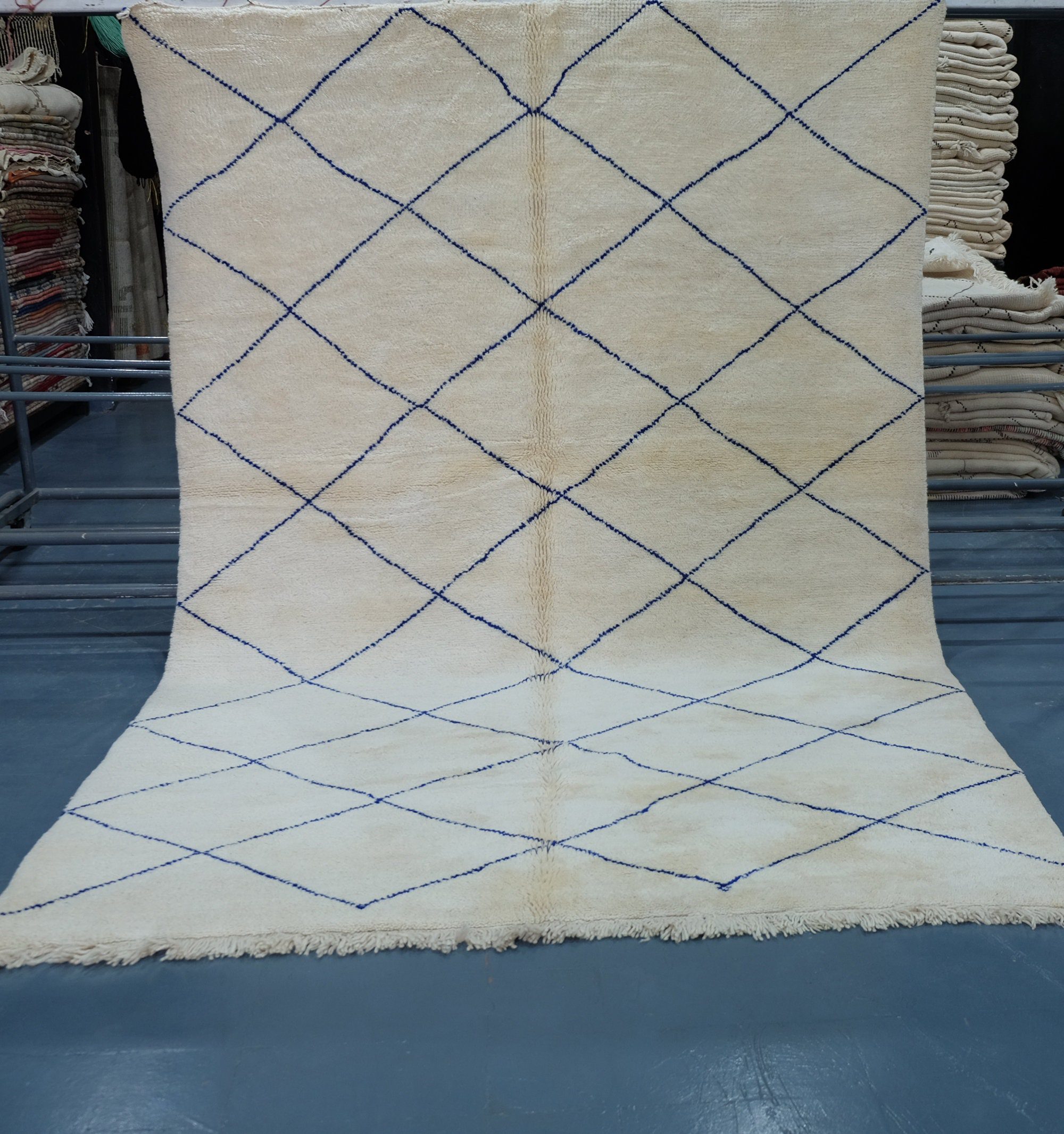 il_fullxfull.2433605387_l05t-1.jpg Unique Moroccan beni ouarain rug 10x 6,8 ft - Image 1