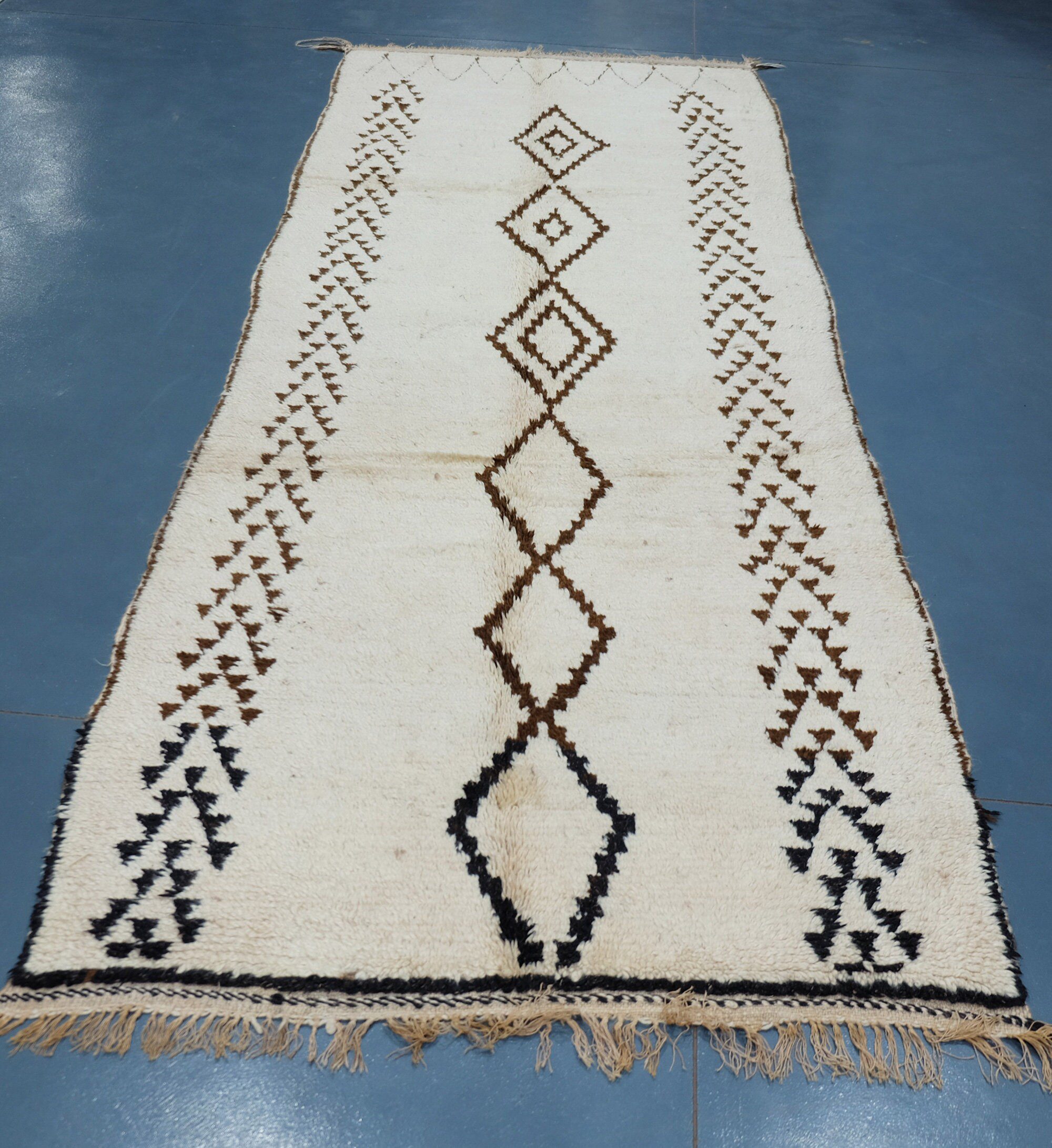 il_fullxfull.2438819079_k0s3-1.jpg Beni ourain rug 10.76 ft x 3.9 ft - Image 1
