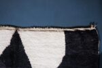 Moroccan Azilal rug, 7.77 ft x 5.41 ft - Image 9