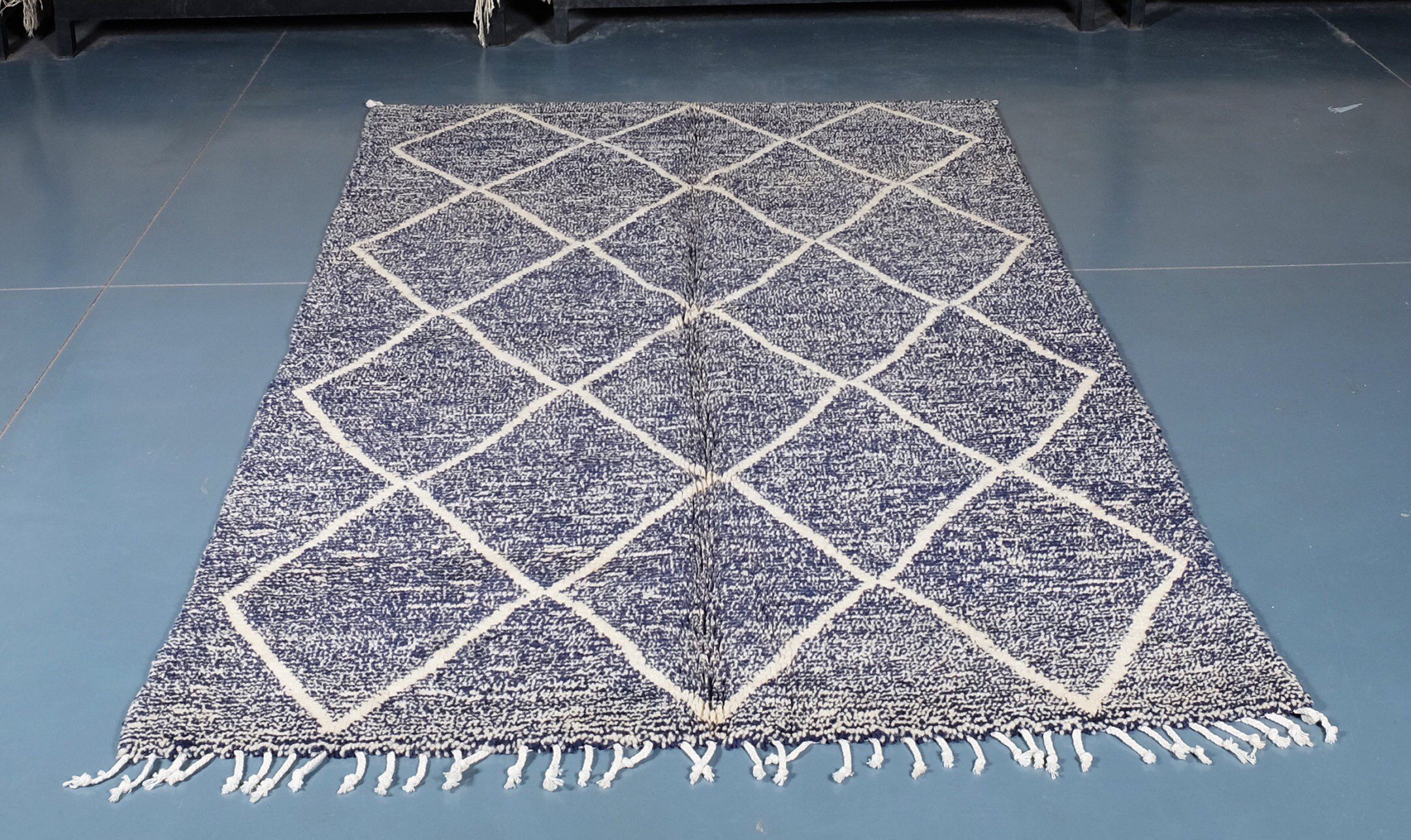 il_fullxfull.2840983857_qcsz-1.jpg Black Beni Ourain rug 7.80 ft x 4.79 ft - Image 1
