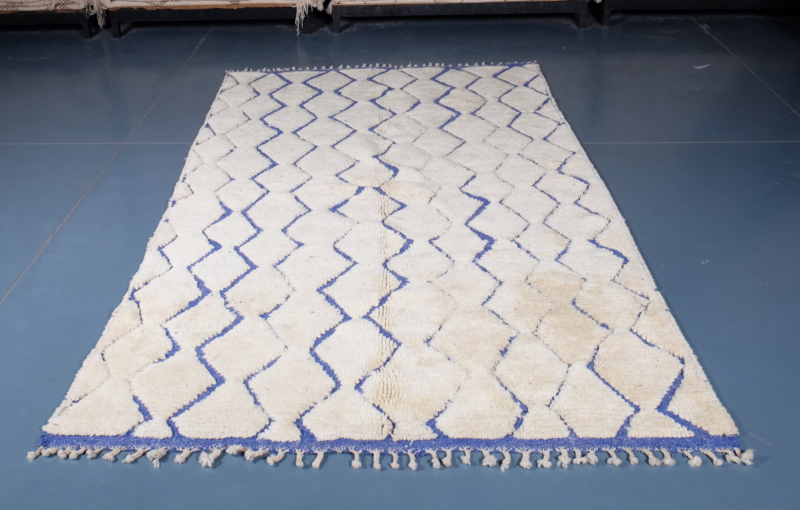 il_fullxfull.2852859103_oy23-scaled-2.jpg Authentic Beni Ourain rug, 8.53 ft x 5.34 ft - Image 1