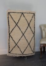 Small Moroccan Rug - Moroccan Beni Ourain Rug 2.95ft x 1.95ft - Image 5