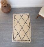 Small Moroccan Rug - Moroccan Beni Ourain Rug 2.95ft x 1.95ft - Image 7