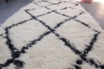 Small Moroccan Beni ourain Rug 4.9 ft x 2 ft - Image 6
